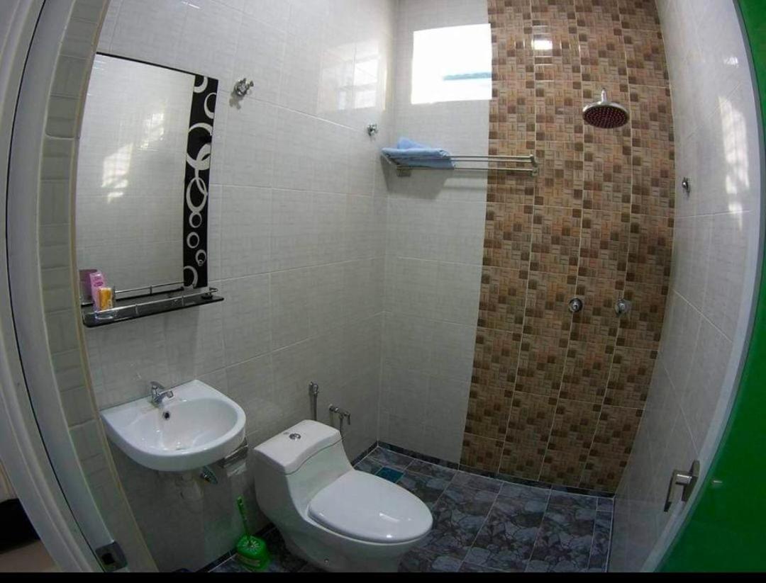 Dlayaran Villa Guest House Kuala Rompin Dış mekan fotoğraf